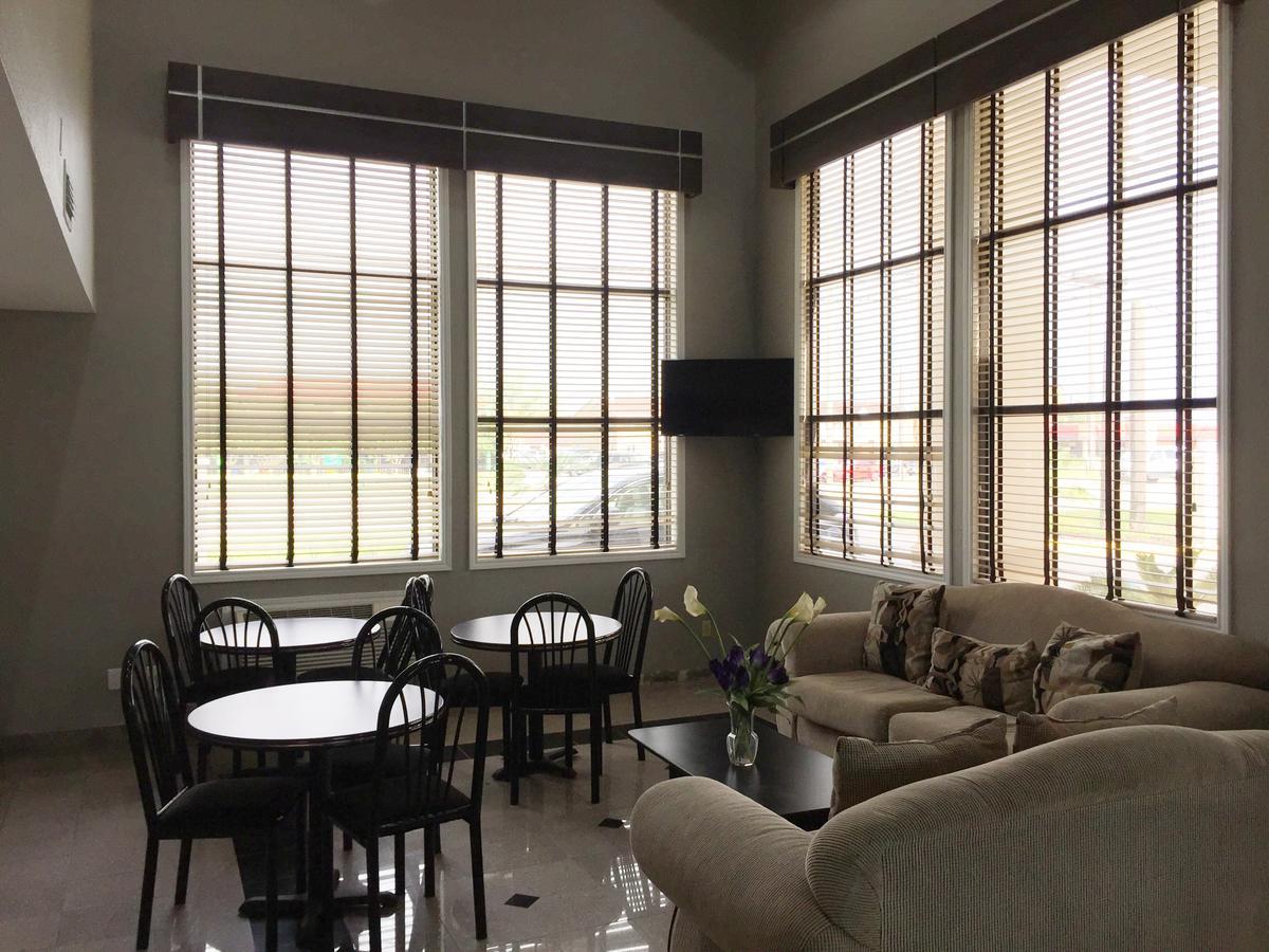 Americas Best Value Inn & Suites Mont Belvieu Houston Eldon Kültér fotó