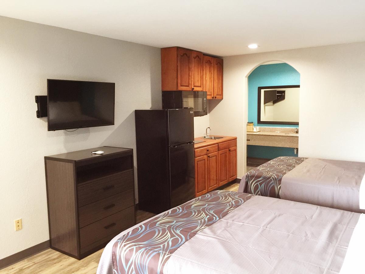 Americas Best Value Inn & Suites Mont Belvieu Houston Eldon Kültér fotó